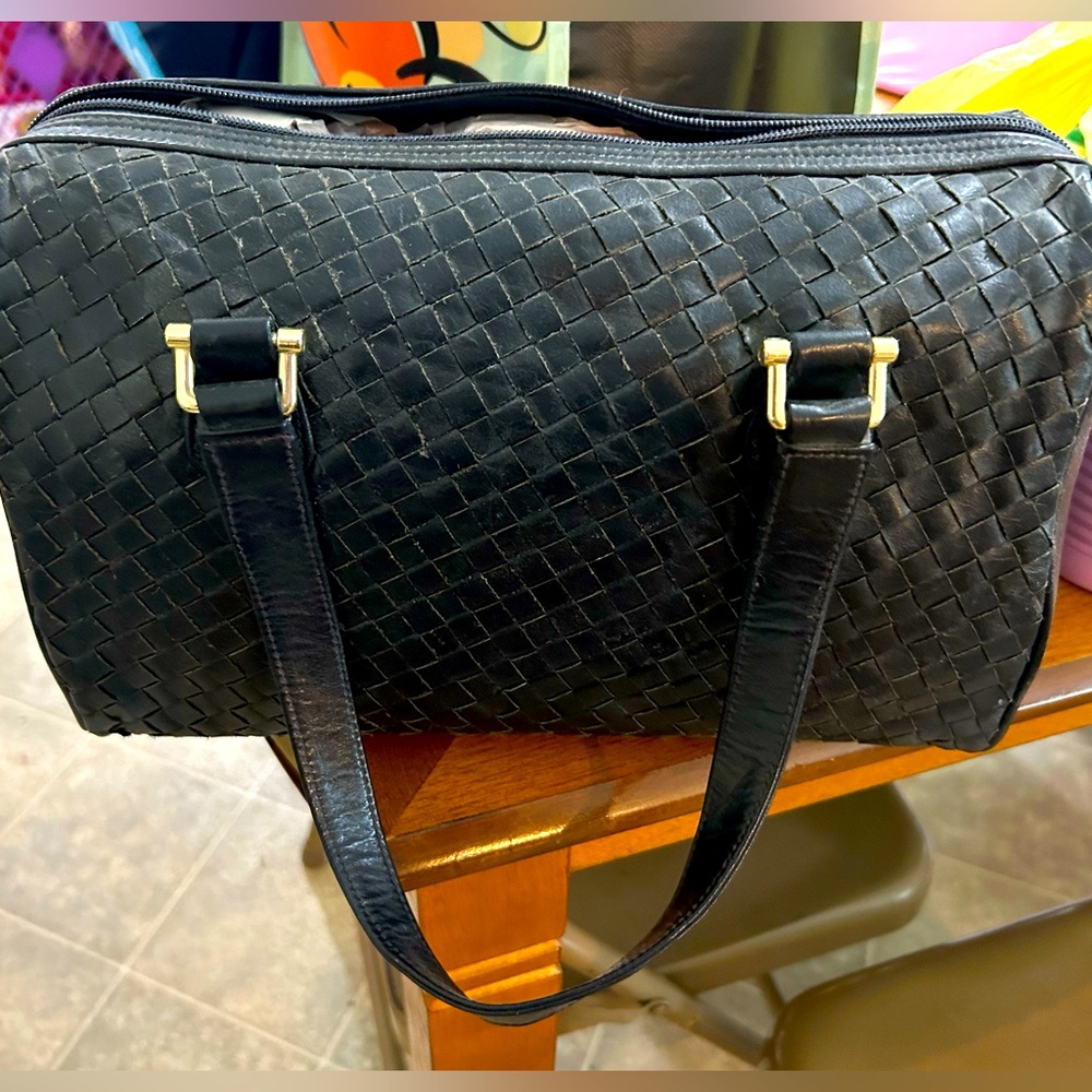 Gently Used Vintage Woven Leather Dark Blue/Navy MYERS USA bag.